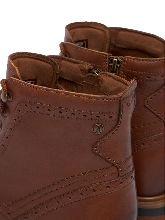 Clarks Clarks Čižmy Newford LaceBT 26183376 Hnedá