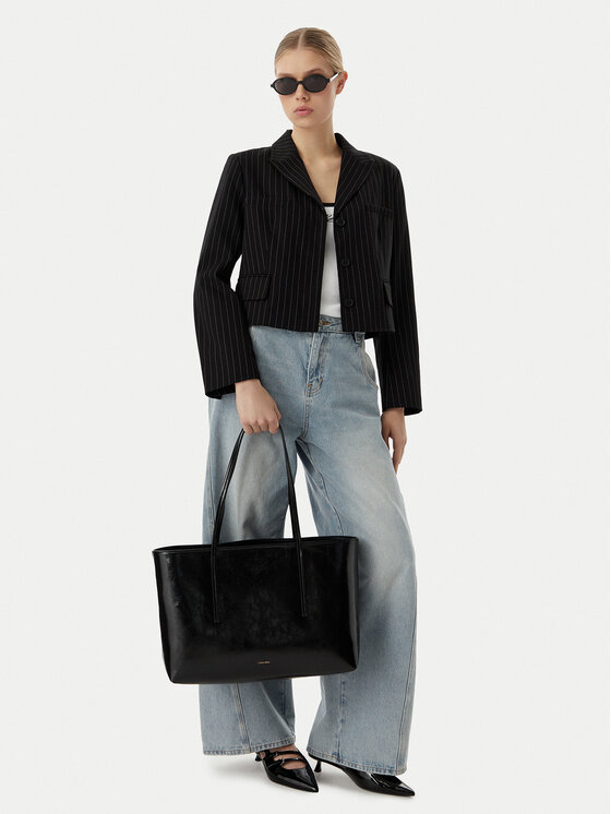 Calvin Klein Geantă Foil Logo Glossy LV04F3537G Negru