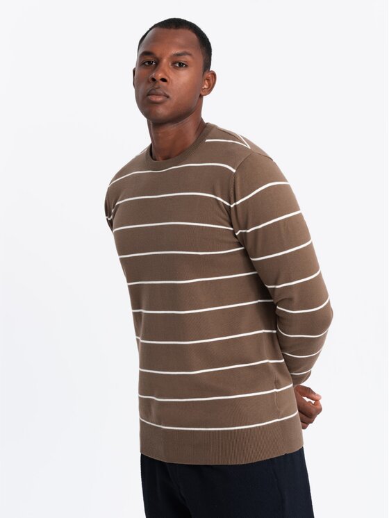 Ombre Ombre Sweter OM-SWSW-0143 Brązowy Regular Fit