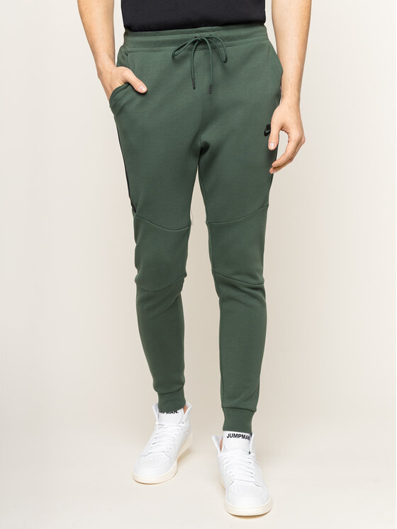 Nike Pantaloni Da Tuta Sportswear Tech Fleece CU4495 Verde Slim Fit ...