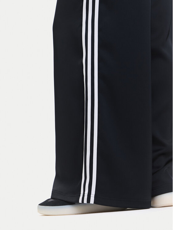 adidas adidas Spodnie dresowe adicolor Satin IU2520 Czarny Wide Leg