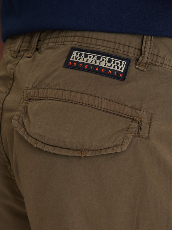 Napapijri Napapijri Stoffshorts Noto 2.0 NP0A4HOQ Grün Regular Fit