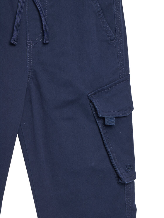 United Colors Of Benetton United Colors Of Benetton Spodnie materiałowe 4TCGCF049 Granatowy Regular Fit