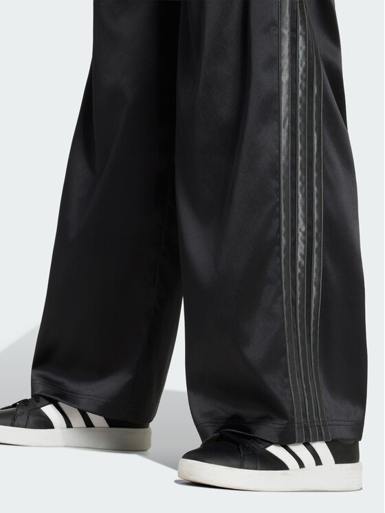 adidas adidas Spodnie materiałowe 168983 Czarny Loose Fit