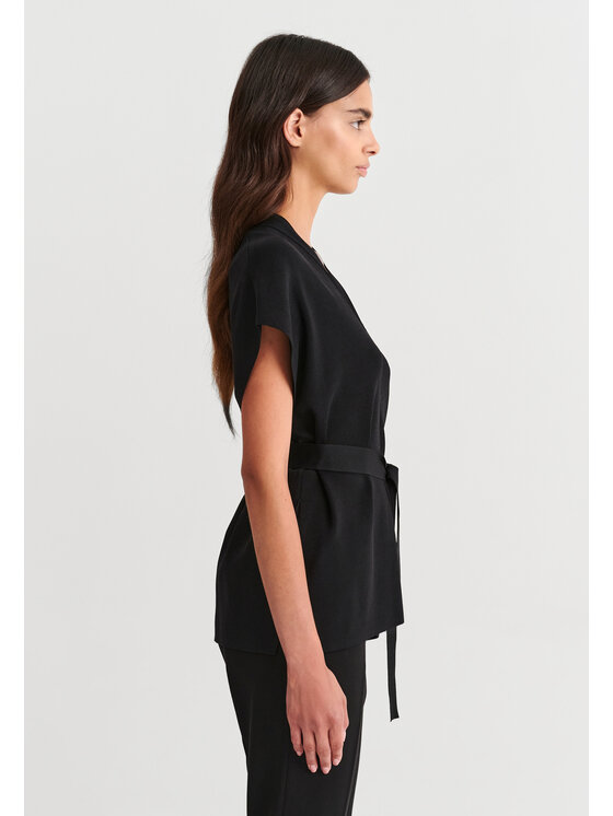 TATUUM TATUUM Kamizelka RENA Czarny Fitted Fit