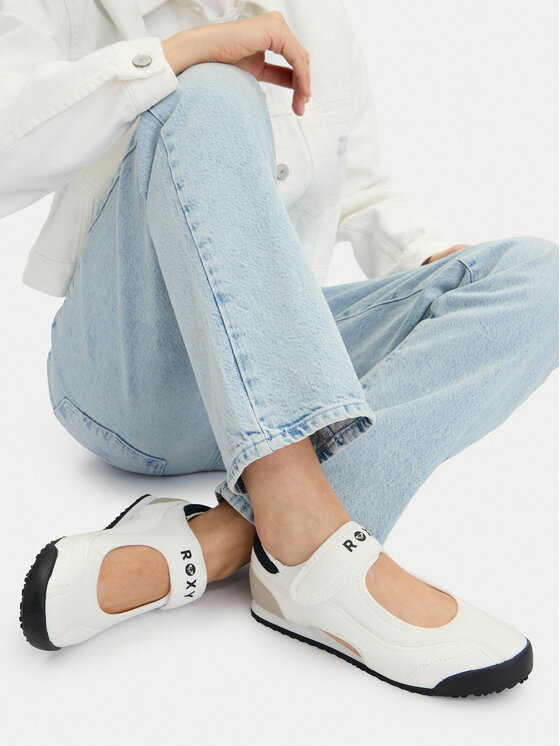 Roxy Roxy Sneakersy CEOB-V12-1231 Biela