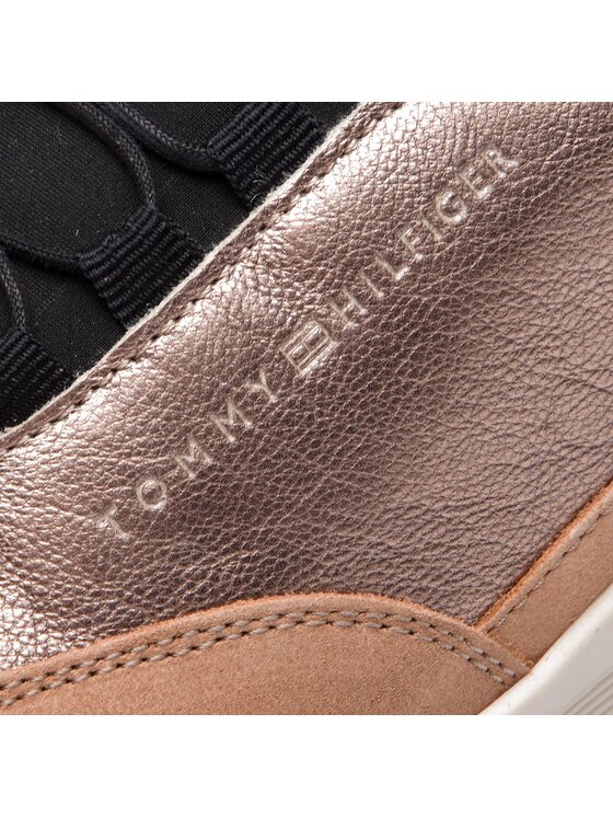 Tommy Hilfiger Tommy Hilfiger Laisvalaikio batai Cool Leather Debossed Sneaker FW0FW04028 Smėlio