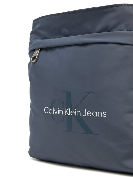 Calvin Klein Jeans Calvin Klein Jeans Crossover torbica Sport Essentials Flatpack 18 LV04G3030G Tamnoplava