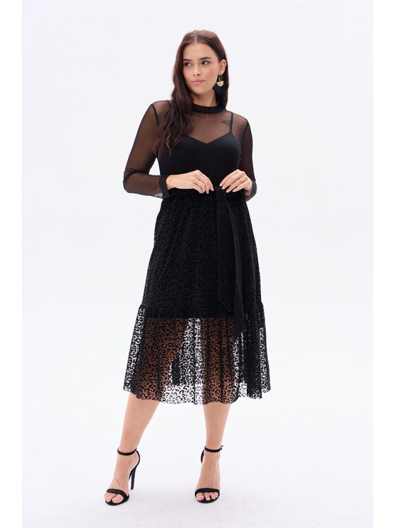 blue shadow blue shadow Sukienka codzienna Leona Czarny Regular Fit