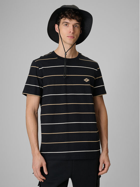4F 4F T-Shirt NATURE’S TRAIL Czarny Regular Fit