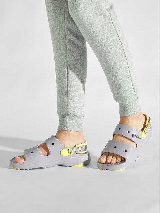 Crocs unisex hotsell classic sandal