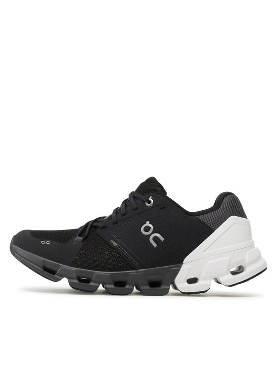 On On Laufschuhe Cloudflyer 4 7198677 Schwarz