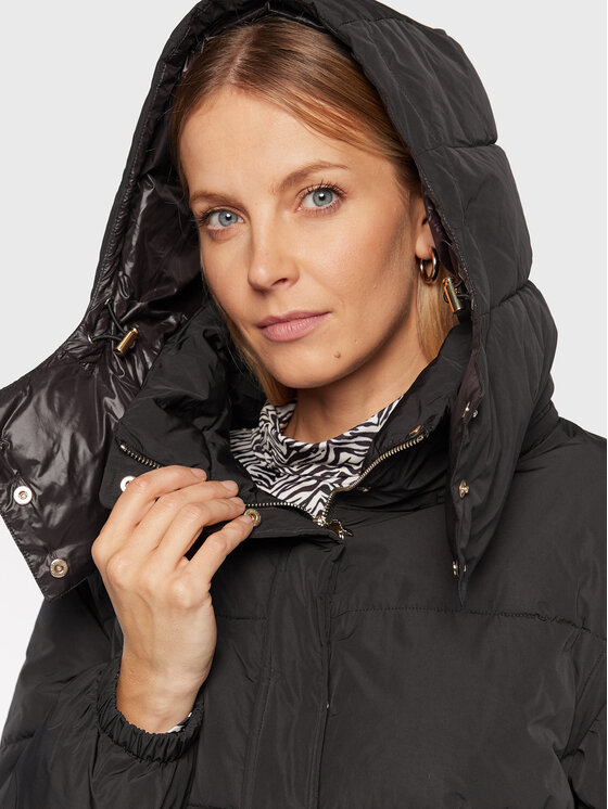 Patrizia Pepe Patrizia Pepe Зимно яке 2O0008/A150-K103 Черен Regular Fit