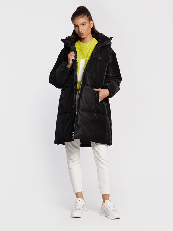 Calvin Klein Jeans Calvin Klein Jeans Žieminė striukė J20J219907 Juoda Relaxed Fit