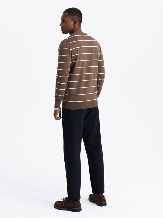 Ombre Ombre Sweter OM-SWSW-0143 Brązowy Regular Fit
