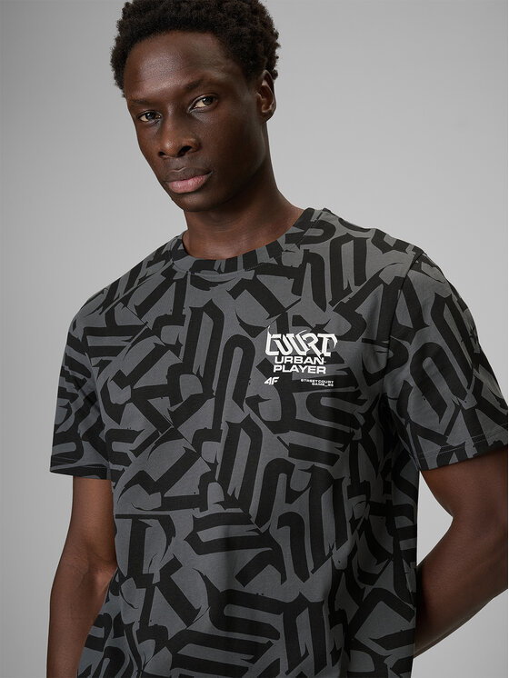 4F 4F T-Shirt FLUID EXPRESSIONS Czarny Regular Fit