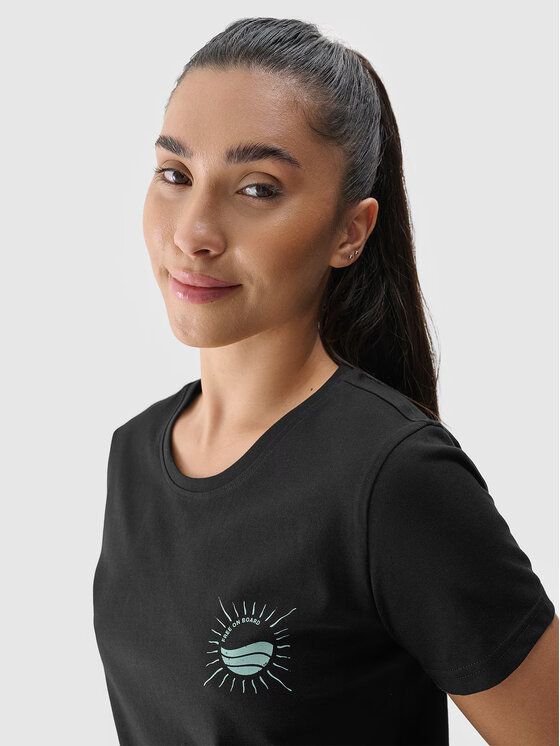 4F 4F T-Shirt 4FRSS24TTSHF2547-20S Czarny Regular Fit