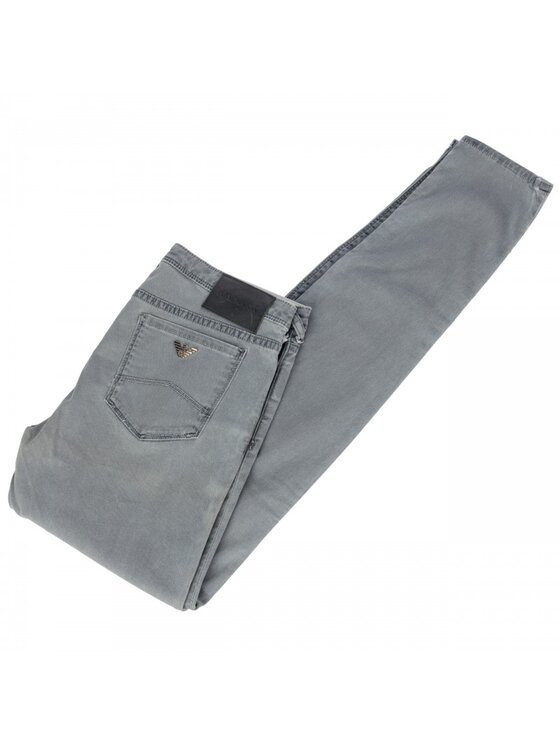 Emporio Armani Emporio Armani Džínsy 3Z2J28 2N35Z Sivá Skinny Fit