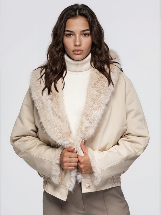 Ombre Ombre Kožešina OW-FR-E0010 Béžová Relaxed Fit