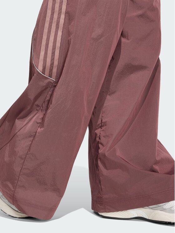 adidas adidas Spodnie dresowe 168173 Czerwony Loose Fit