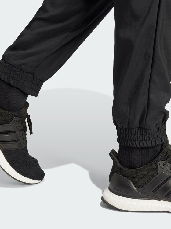 adidas adidas Spodnie materiałowe 140771 Czarny Regular Fit