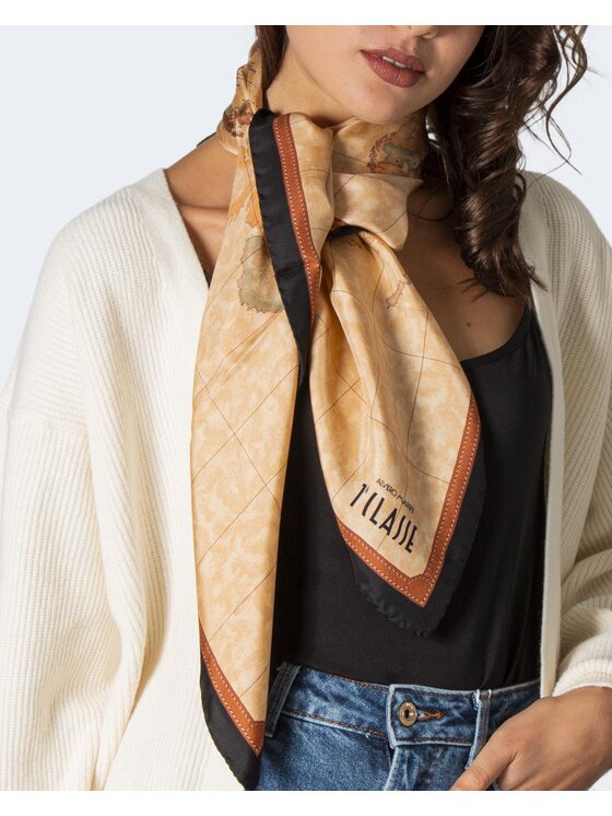 Alviero Martini Prima Classe Alviero Martini Prima Classe Sciarpa K 3190 ALOE Beige