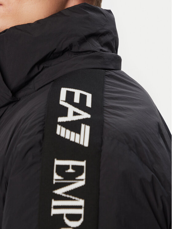 EA7 Emporio Armani EA7 Emporio Armani Зимно яке 7M002390 AF15951 SC001 Черен Regular Fit
