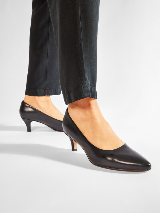 Clarks Clarks Nizki čevlji Linvale Jerica 261372084 Črna