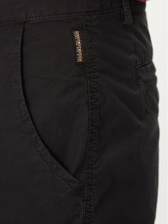 Napapijri Napapijri Pantaloncini di tessuto Nakuru 6 NP0A4HRV Nero Regular Fit