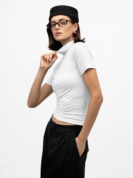 MANDRAGORA MANDRAGORA Bluzka Naia Biały Regular Fit