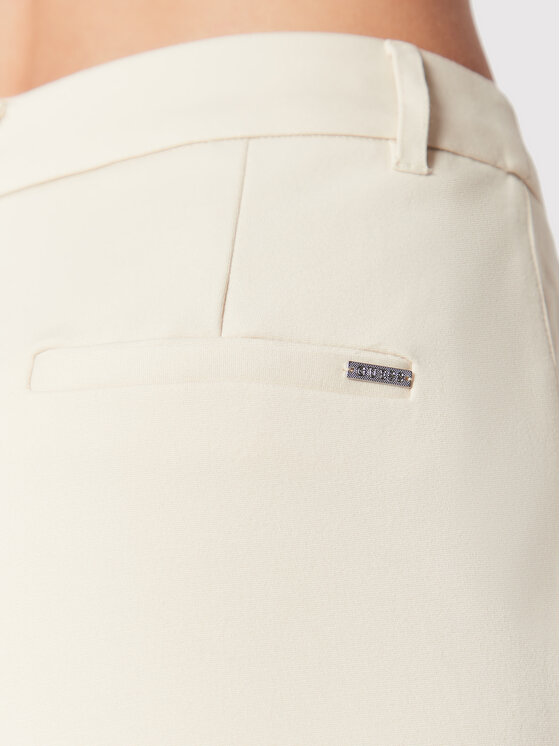 Guess Guess Hlače iz tkanine Zoe W2YB01 K8RN0 Bež Regular Fit