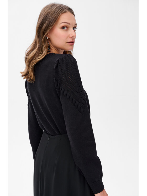blue shadow blue shadow Sweter Damira Czarny Regular Fit
