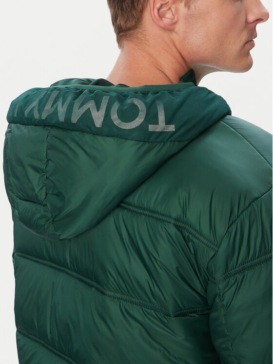 Tommy Jeans Tommy Jeans Zimné bundy DM0DM22044 Zelená Regular Fit