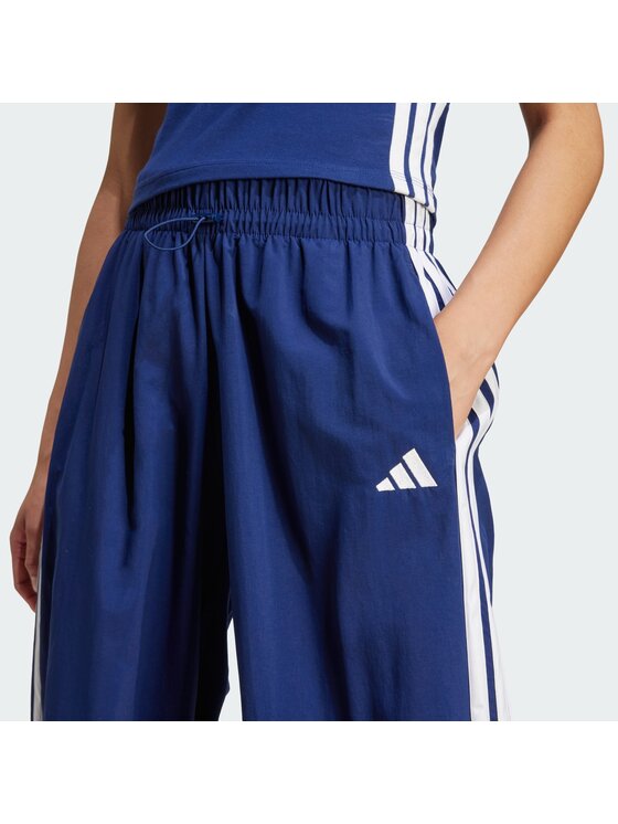 adidas adidas Spodnji del trenirke Essentials 3-Stripes JV5328 Mornarsko modra Loose Fit