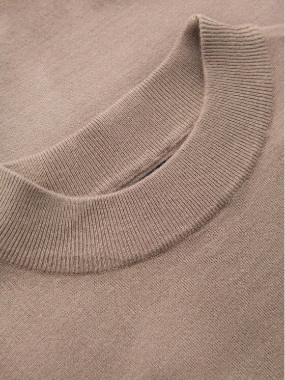 Ombre Ombre Sweter OM-SWTN-0125 Beżowy Regular Fit