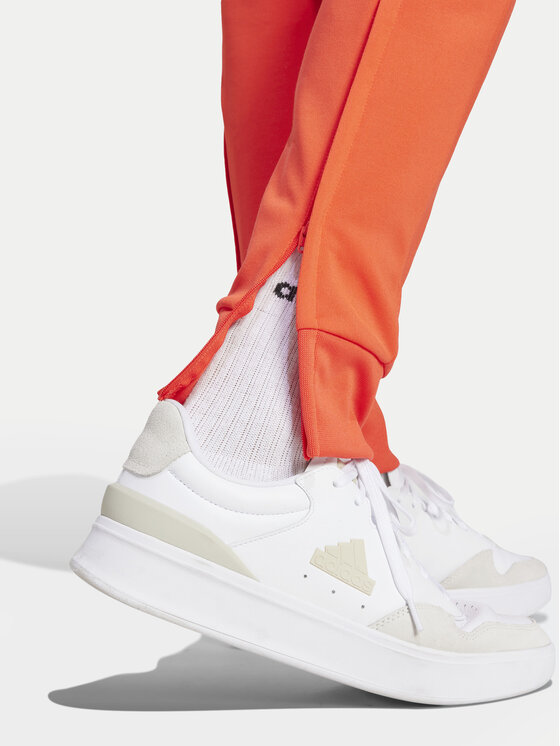 adidas adidas Teplákové kalhoty House of Tiro IW3581 Oranžová Regular Fit