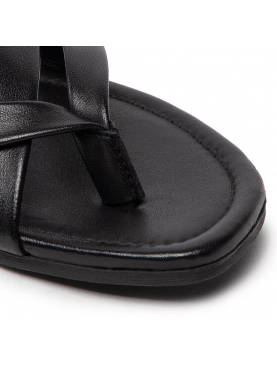 Bata Bata Varbavahesandaalid 5646667 Must