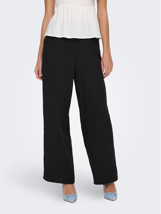 ONLY Bavlnené nohavice Thyra 15296375 Čierna Comfort Fit