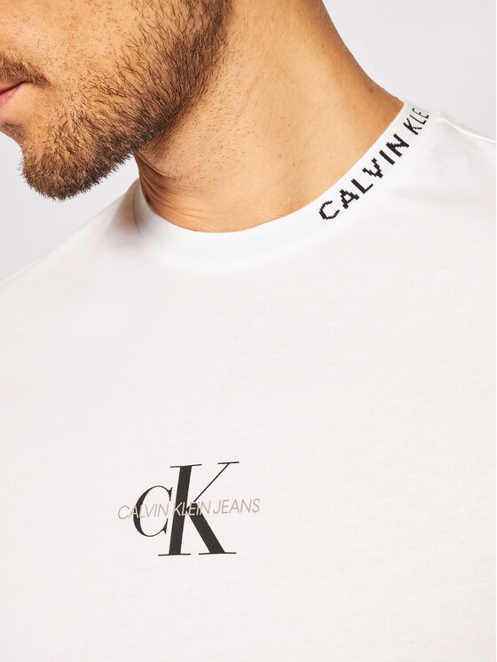 Calvin Klein Jeans T Shirt J30J315878 Bia y Regular Fit Modivo.pl