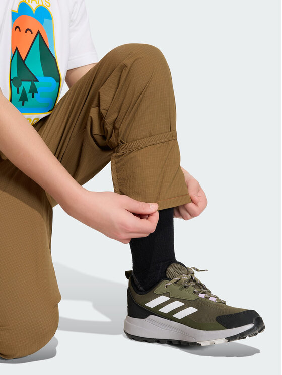 adidas adidas Spodnie outdoor 162745 Brązowy Loose Fit