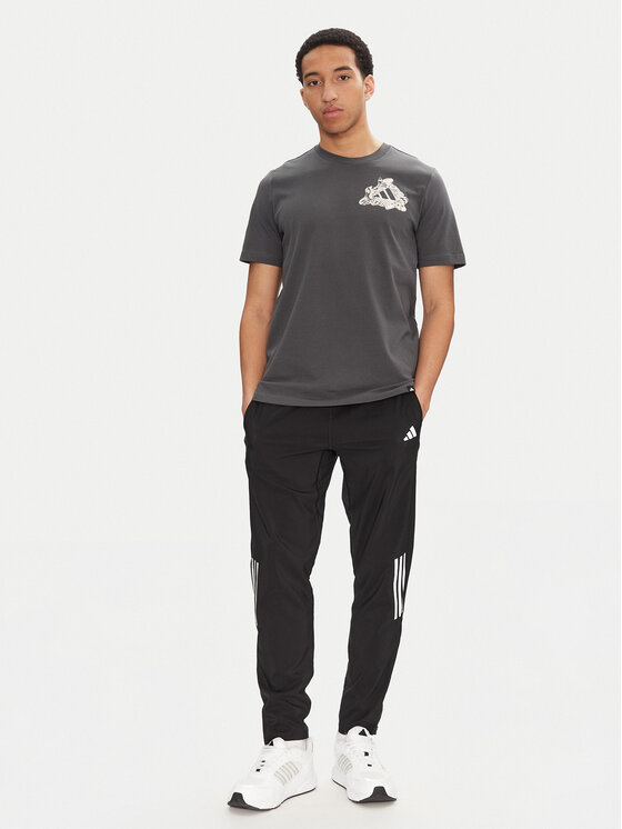 adidas adidas T-Shirt Football Kicks Graphic JD8211 Szary Regular Fit
