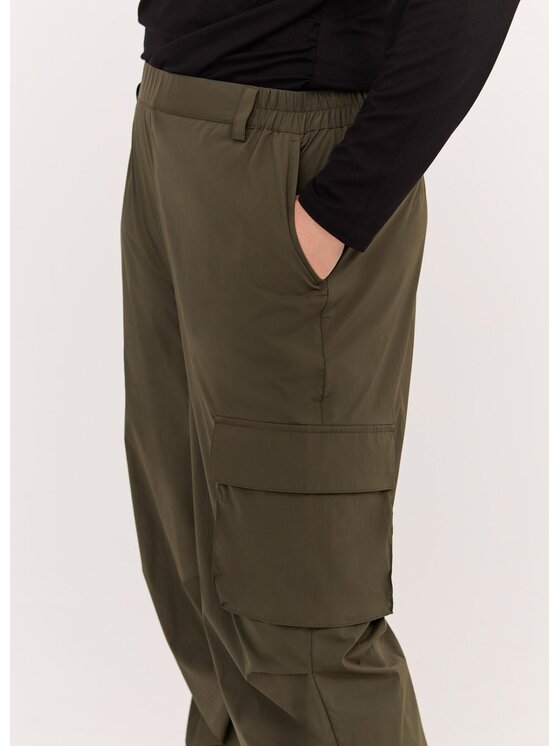 Fiorella Rubino Fiorella Rubino Pantaloni di tessuto P023L002348N035 Verde Regular Fit