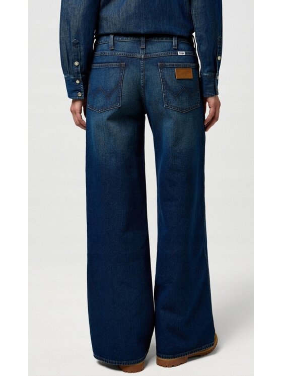 Wrangler Wrangler Jeansy World Wide 661 Niebieski Basic Fit