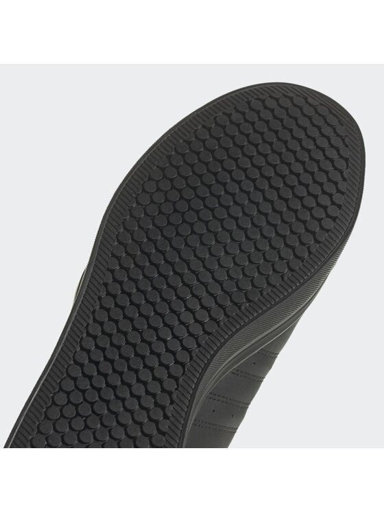 adidas adidas Туфлі 82339 Чорний