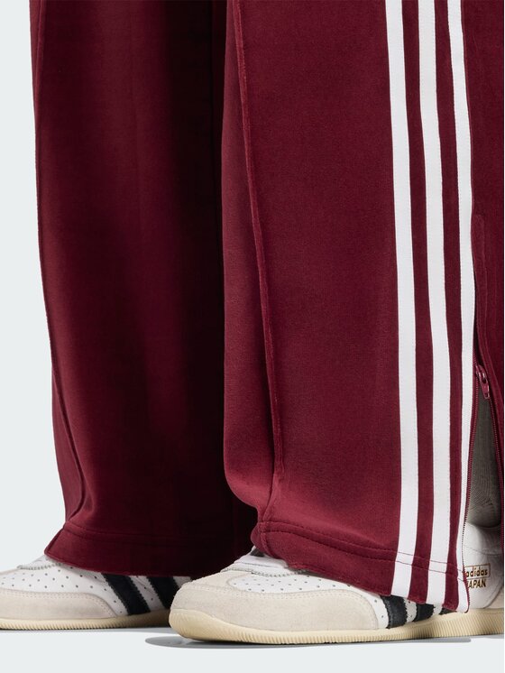 adidas adidas Spodnie dresowe 172281 Czerwony ciemny Loose Fit