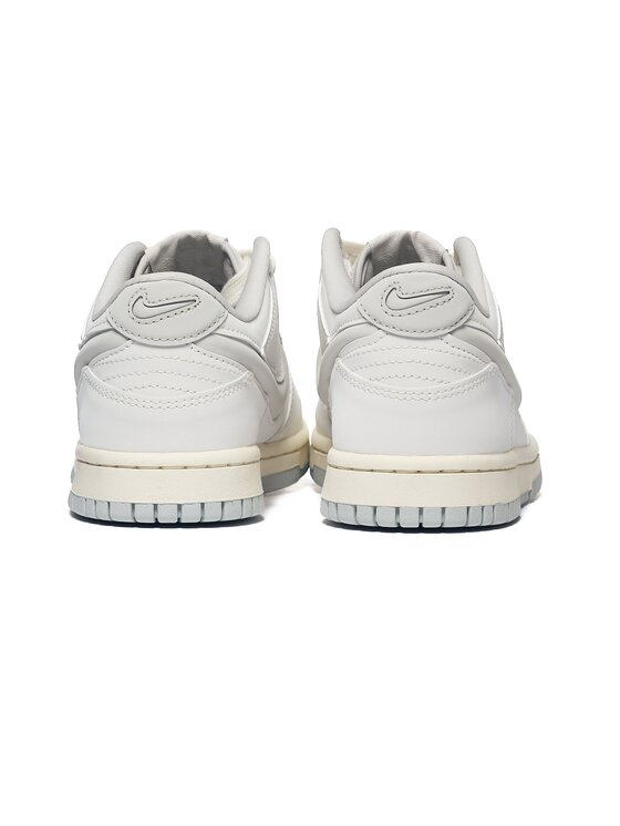 Nike Nike Sneakersy DUNK LOW LV8 IR0824-100 Kremowy