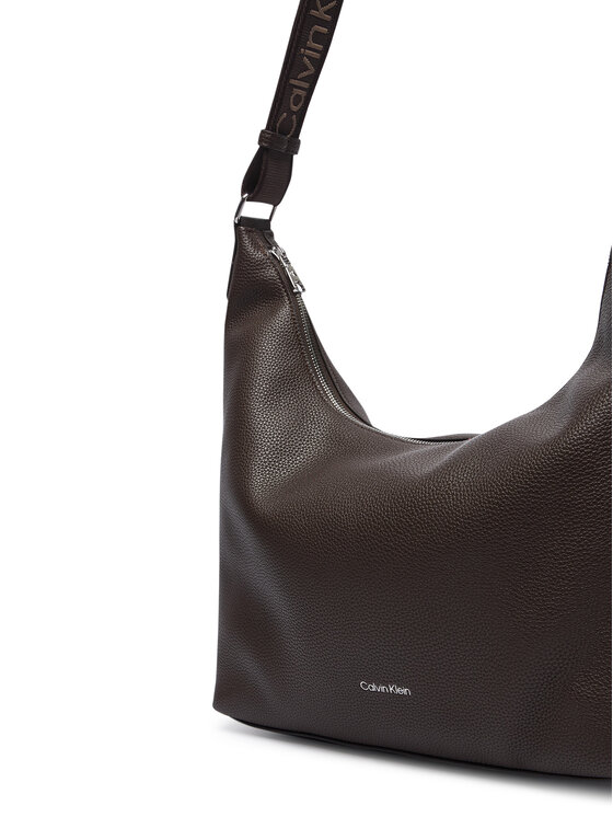 Calvin Klein Calvin Klein Torebka Webbing Strap Md Shoulder Bag LV04F3891G Brązowy ciemny