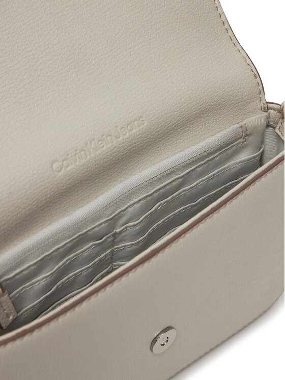 Calvin Klein Jeans Calvin Klein Jeans Дамска чанта Minimal Monogram Ew Flap Ph/Cb19 LV04K1027G Бежов