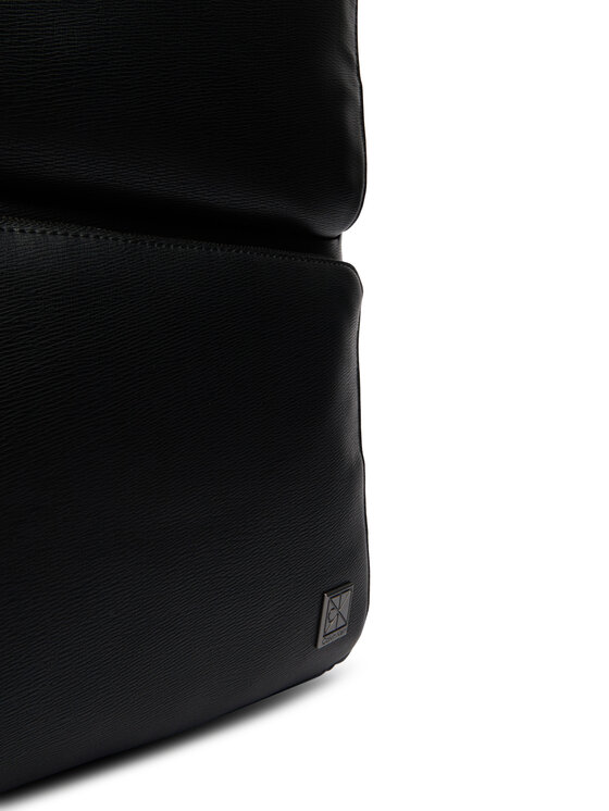 Calvin Klein Calvin Klein Ruksak Emblem Hw Slim Pocket Backpack LV04D3289G Crna