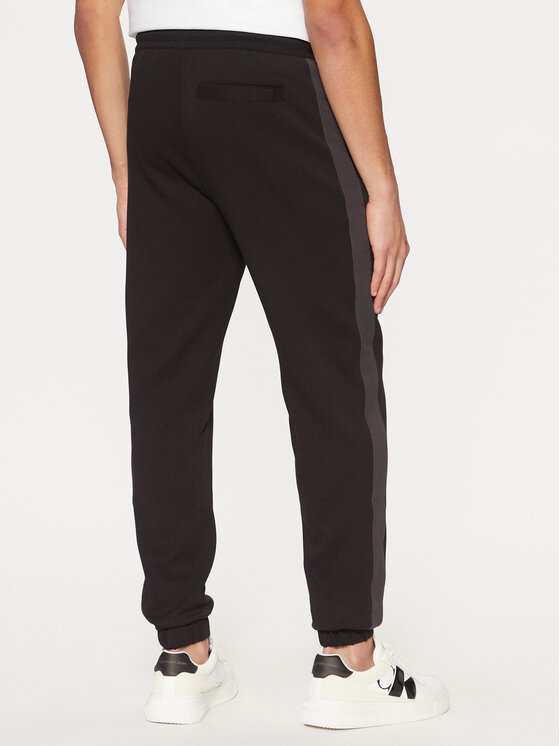 Calvin Klein Jeans Calvin Klein Jeans Sportinės kelnės J30J327243 Juoda Regular Fit
